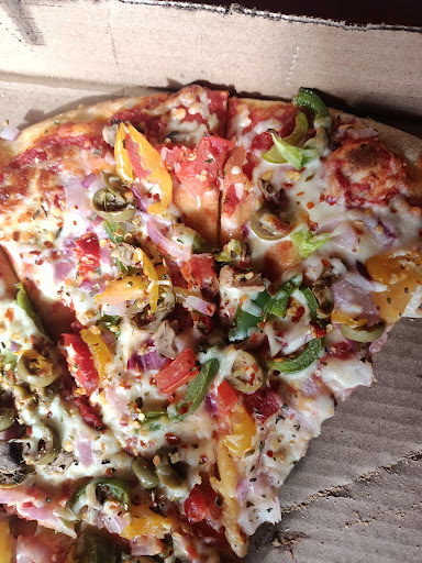 Photo of Pizza Pizza - 29 Whitewood Ave W, Temiskaming Shores, ON P0J 1P0